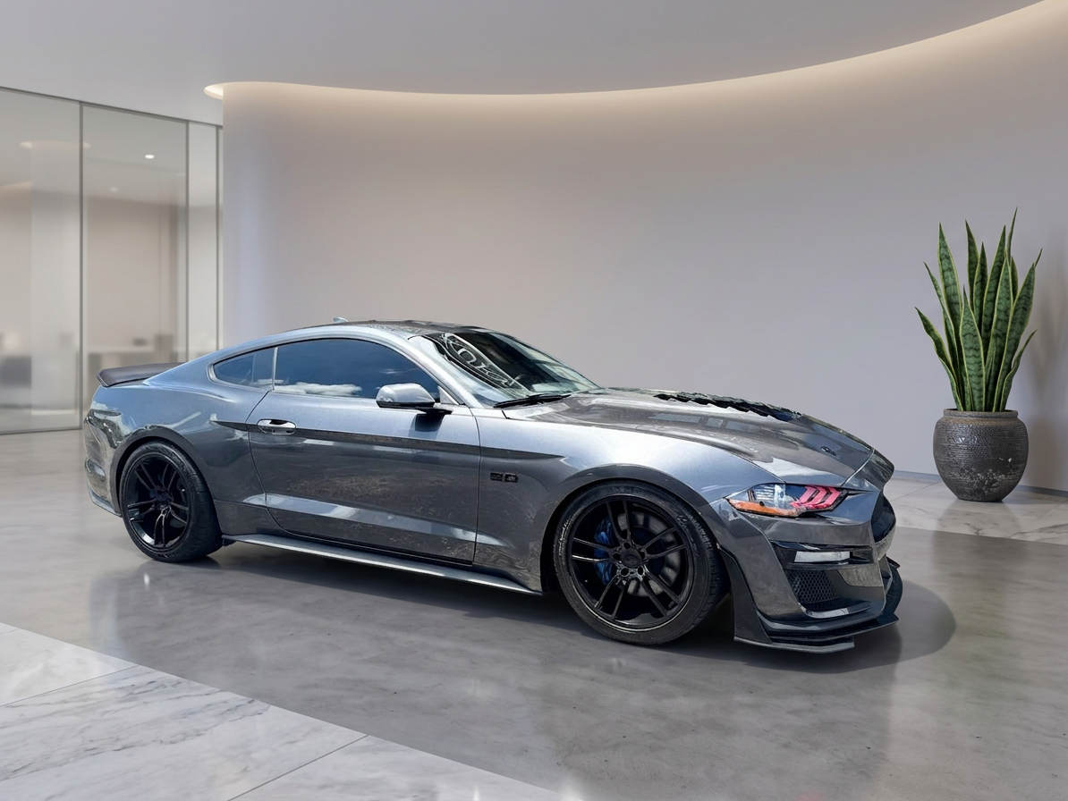 2020 Ford Mustang — photo 2
