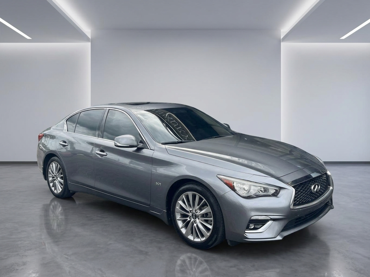 2022 Infiniti Q50 — photo 2