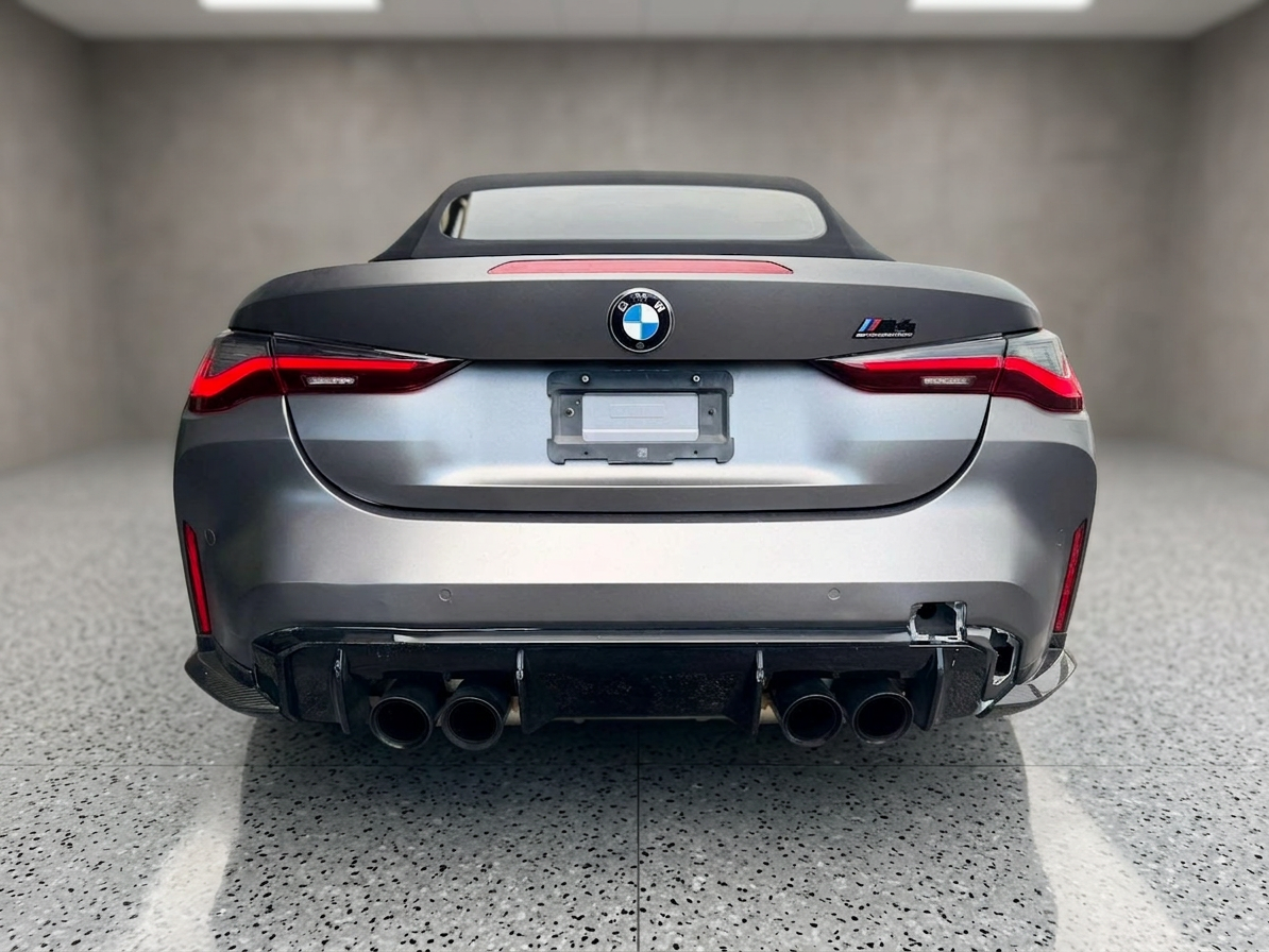 2022 BMW M4 — photo 11