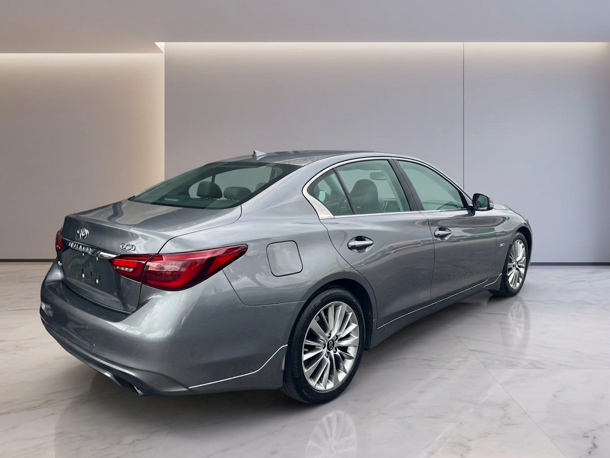 2022 Infiniti Q50 — photo 8