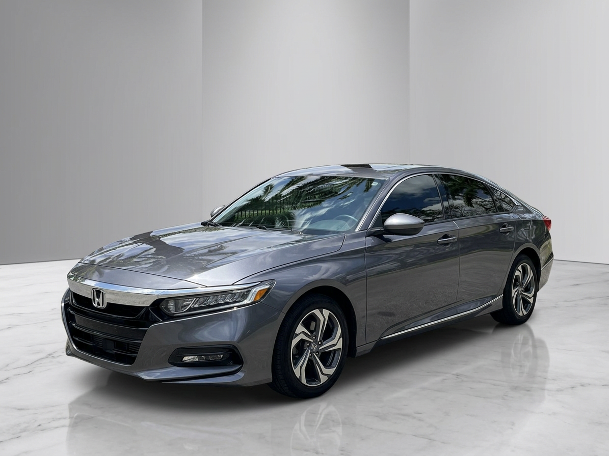 2018 Honda Accord — photo 2