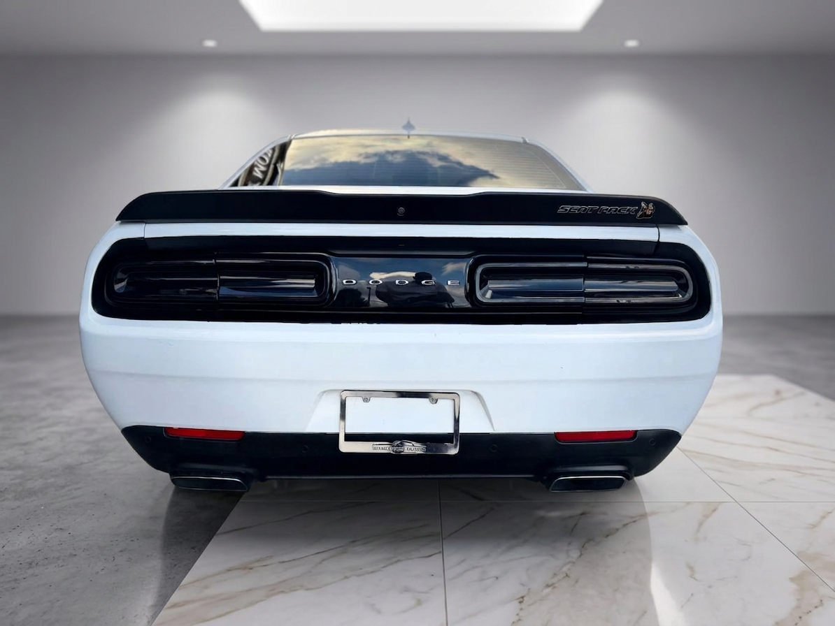 2020 Dodge Challenger — photo 8