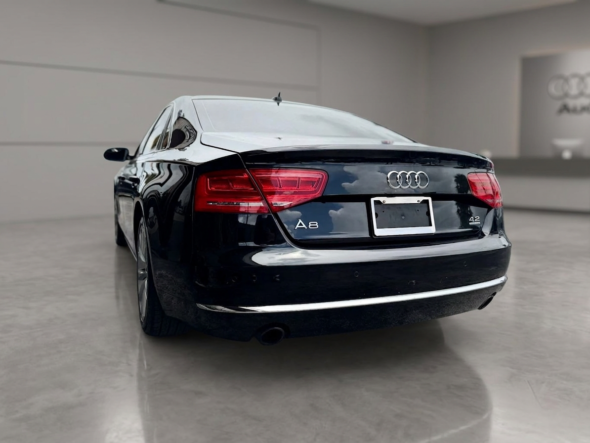 2012 Audi A8 — photo 10