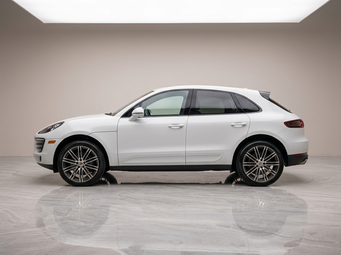 2016 Porsche Macan — photo 2