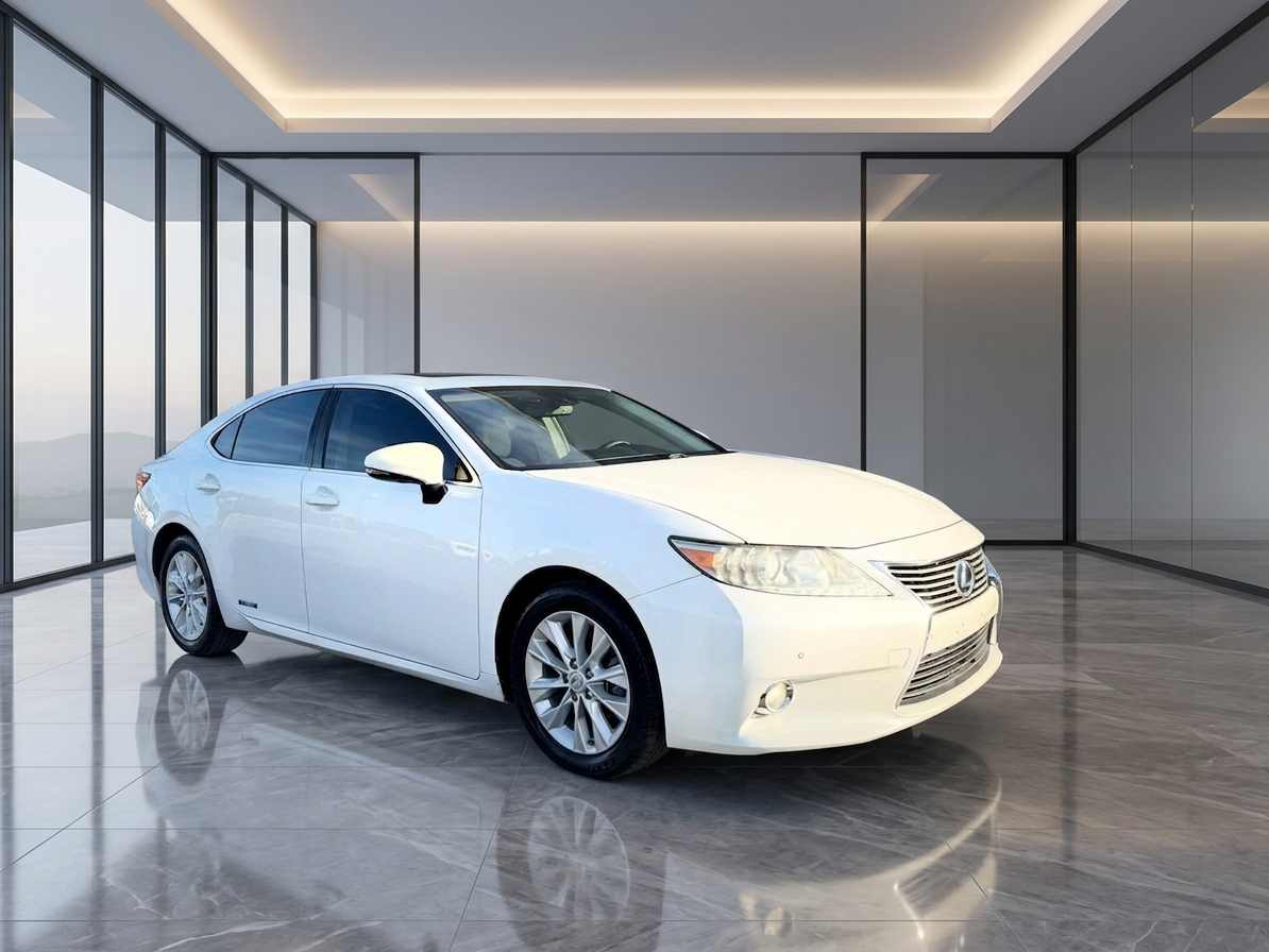 2013 Lexus ES — photo 3