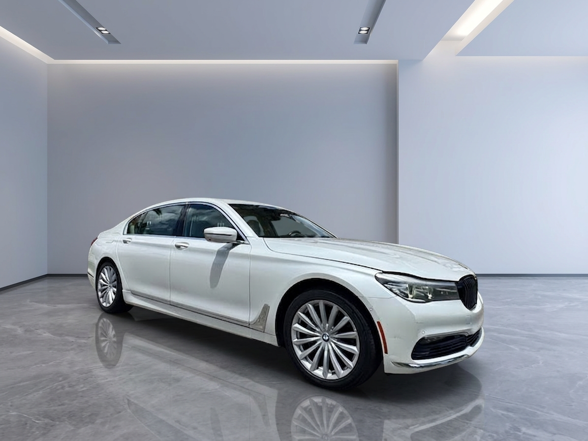 2016 BMW 7 — photo 2