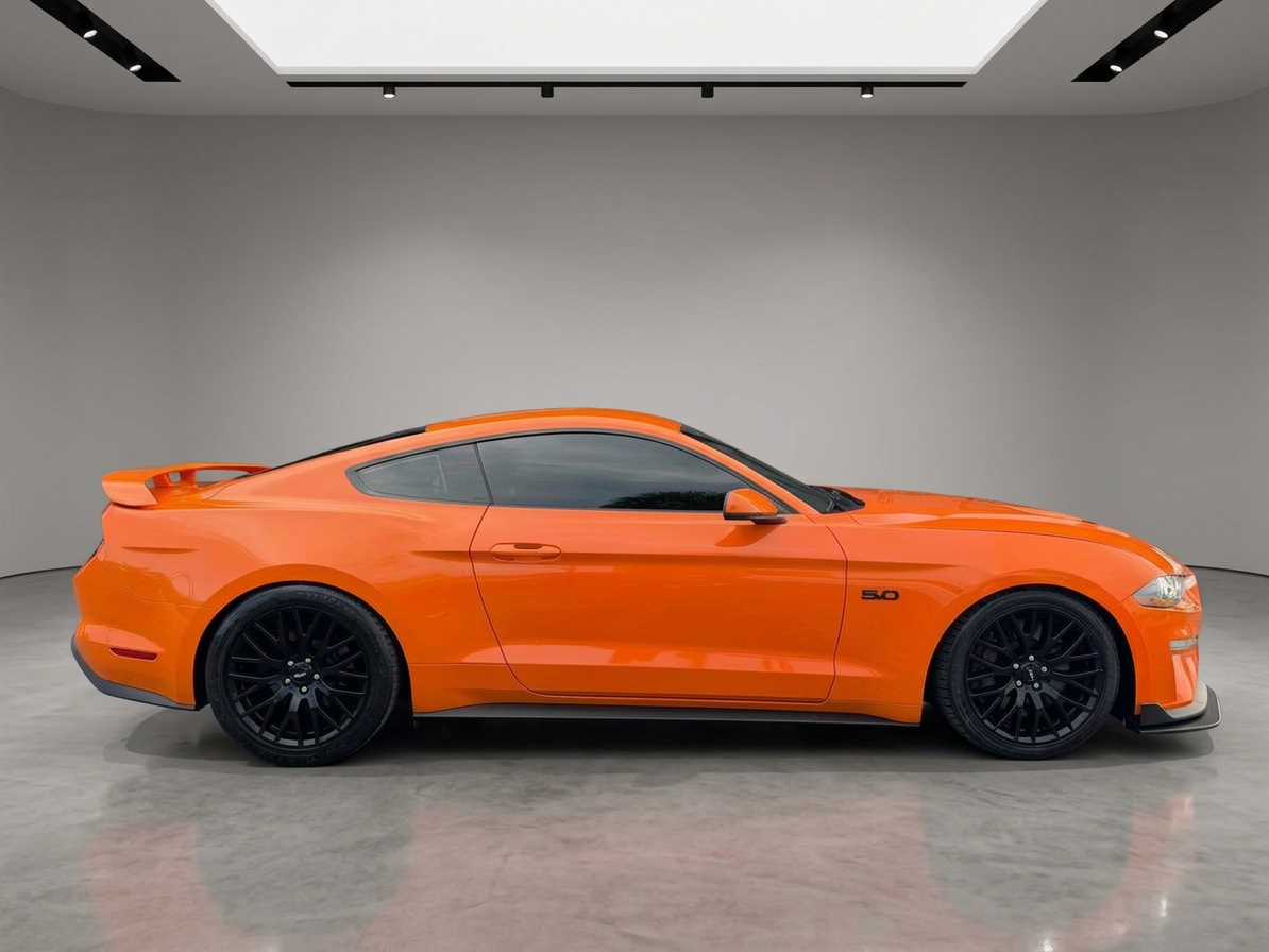 2020 Ford Mustang — photo 15