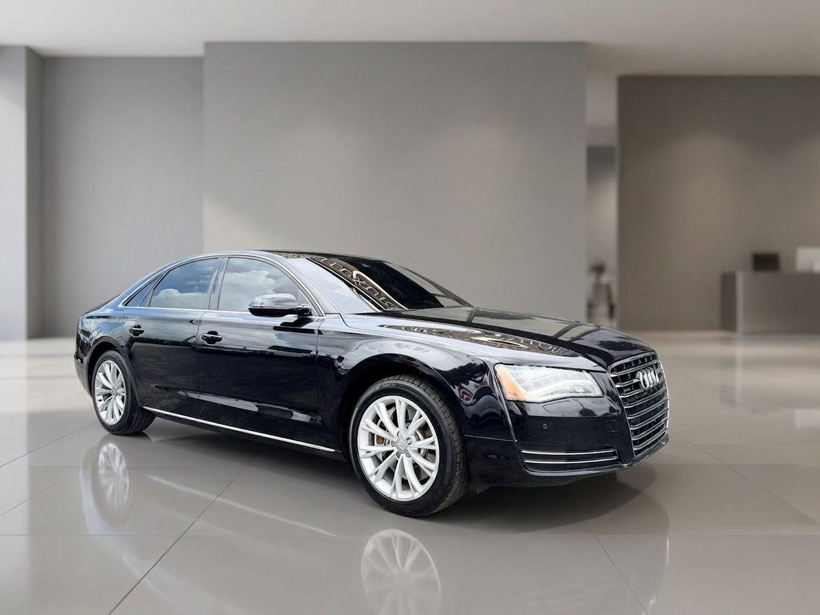 2012 Audi A8 — photo 3