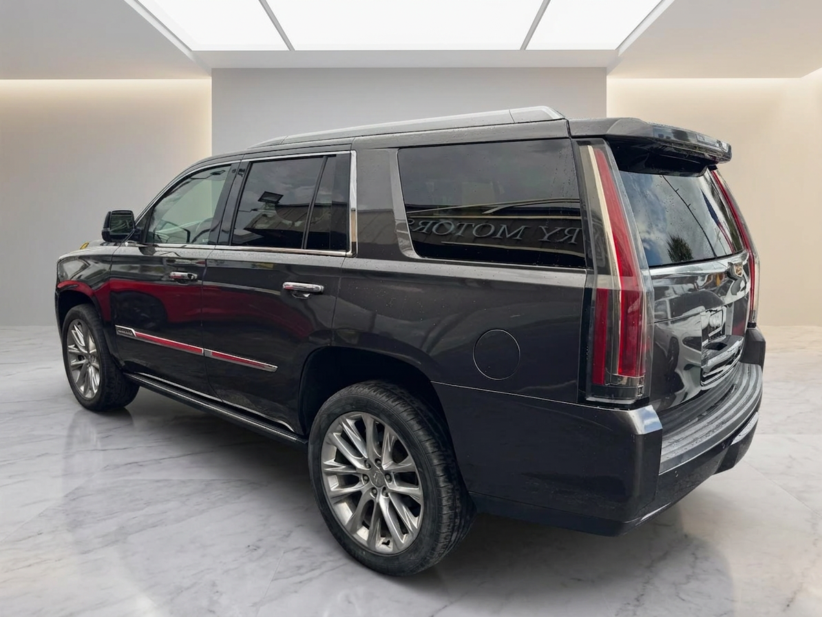 2015 Cadillac Escalade — photo 7