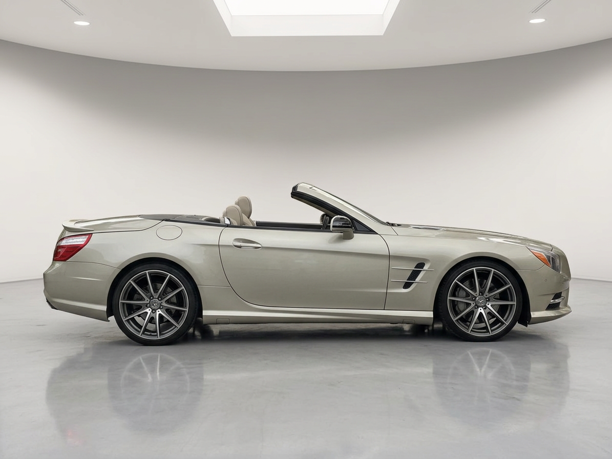 2013 Mercedes-Benz SL — photo 2