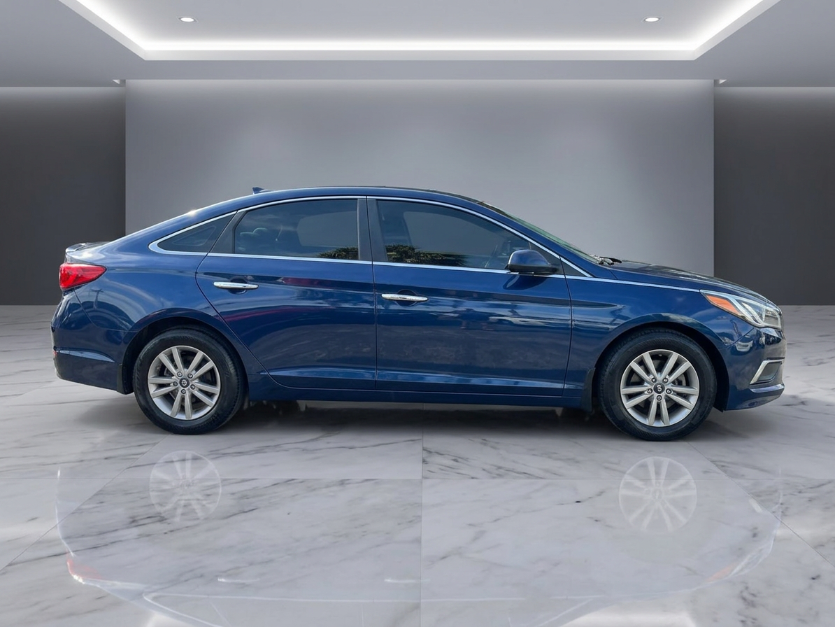 2015 Hyundai Sonata — photo 2