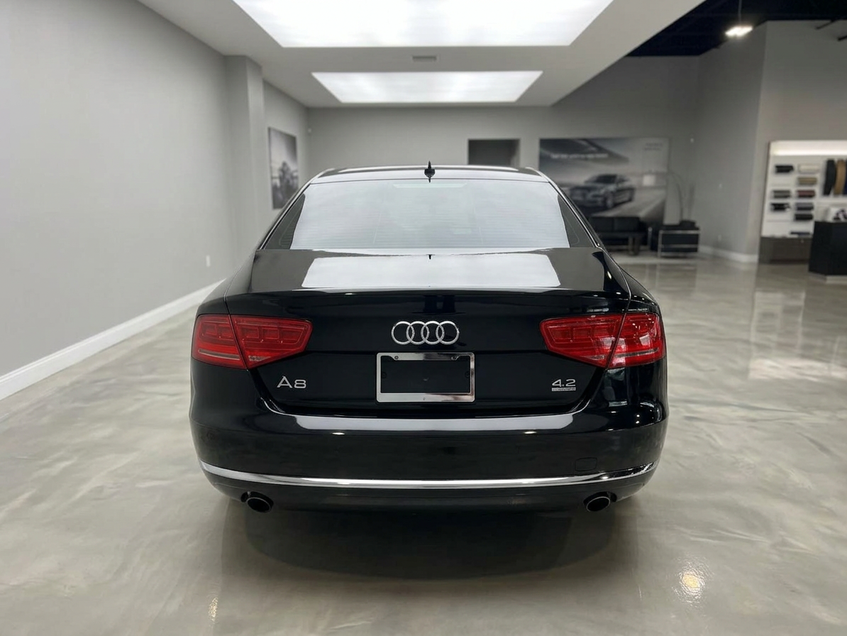 2012 Audi A8 — photo 12