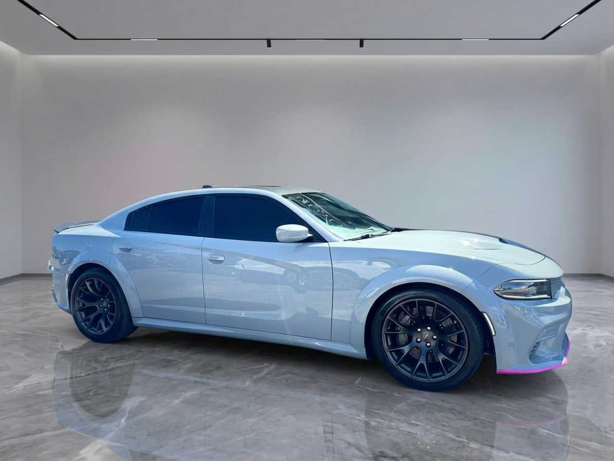 2020 Dodge Charger — photo 2