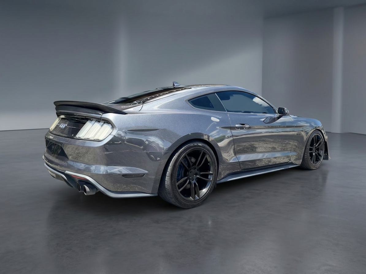 2020 Ford Mustang — photo 12