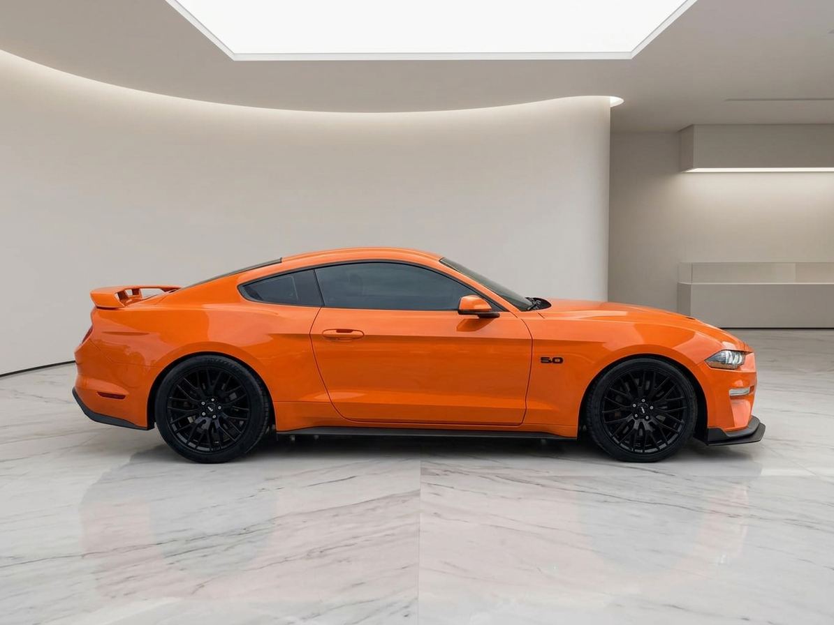 2020 Ford Mustang — photo 2
