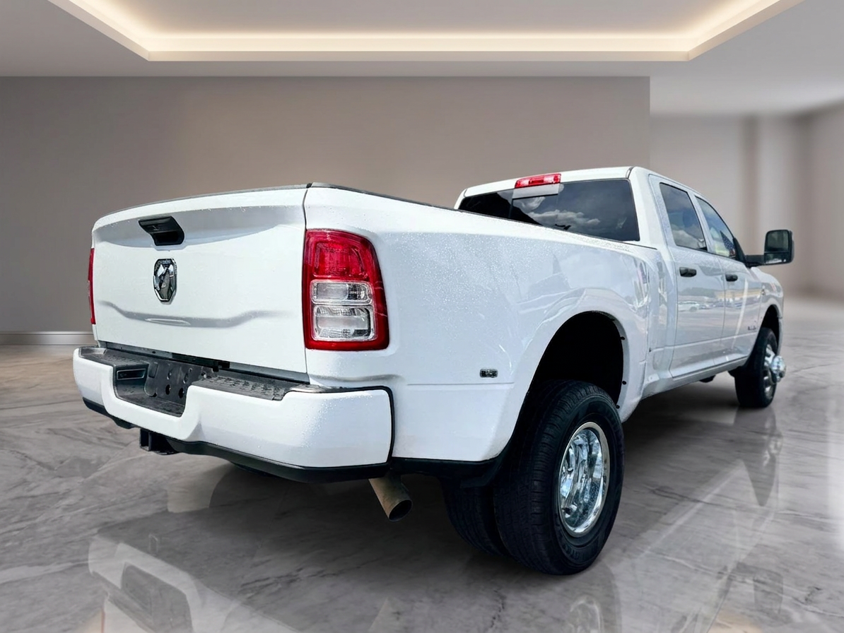 2023 RAM 3500 Crew CAB — photo 13