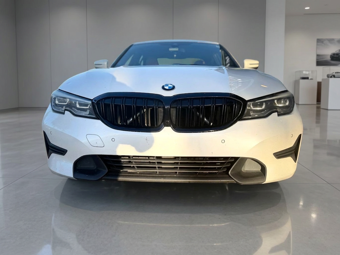 2020 BMW 3 Series — photo 4