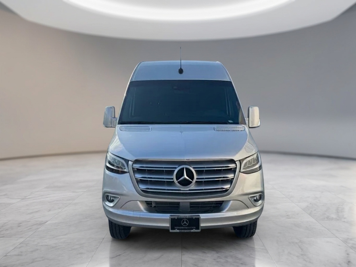 2023 Mercedes-Benz Sprinter 3500 XD Cargo — photo 7